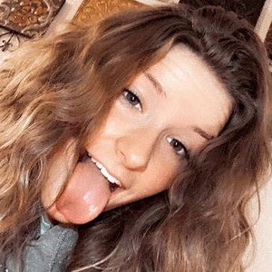 Meet your Posher, Justine